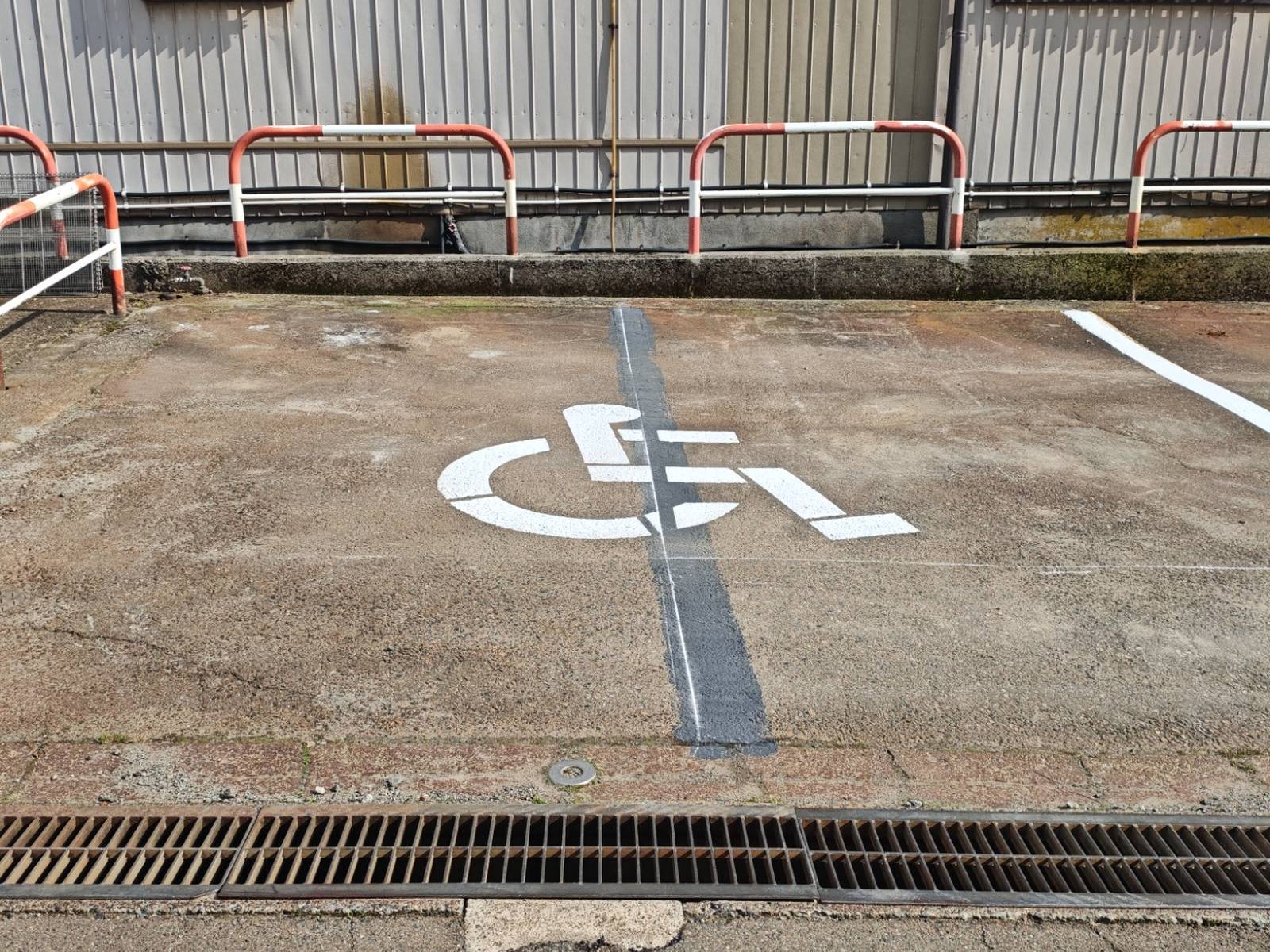 優先駐車場｜グッドモーニングデンタル